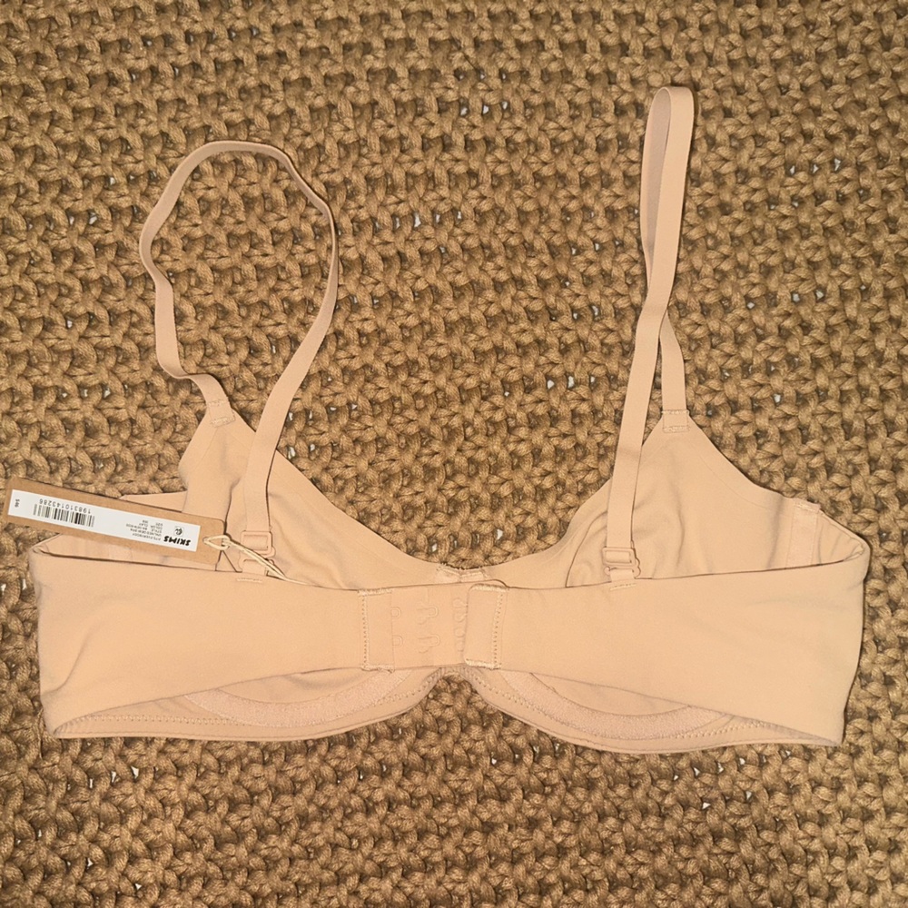 SKIMS Fits Everybody Unlined Demi Bra size 36B - Picture 2 of 3